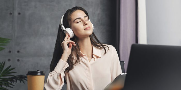 The Benefits of Mindfulness Meditation in the Workplace